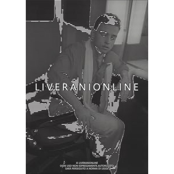 NEG-RETROSPETTIVA EROS RAMAZZOTTI CANTANTE NELLA FOTO EROS RAMAZZOTTI NELL\'ANNO 1985 AG ALDO LIVERANI SAS
