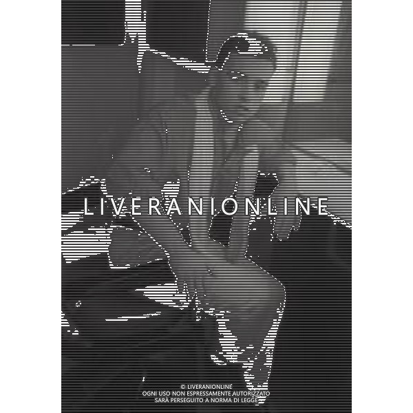 NEG-RETROSPETTIVA EROS RAMAZZOTTI CANTANTE NELLA FOTO EROS RAMAZZOTTI NELL\'ANNO 1985 AG ALDO LIVERANI SAS