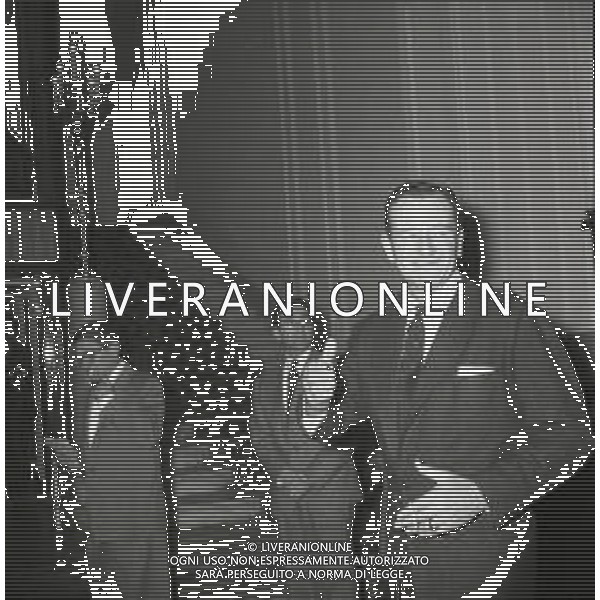 NEG-RETROSPETTIVA JOHN WAYNE ATTORE NELLA FOTO JOHN WAYNE A ROMA IL GIORNO 30-01-1956 FOTO SANDRO VESPASIANI-AG ALDO LIVERANI SAS