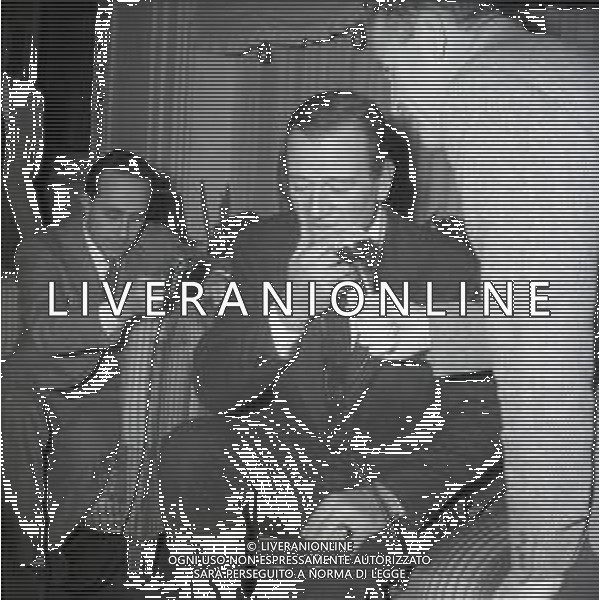 NEG-RETROSPETTIVA JOHN WAYNE ATTORE NELLA FOTO JOHN WAYNE A ROMA IL GIORNO 30-01-1956 FOTO SANDRO VESPASIANI-AG ALDO LIVERANI SAS