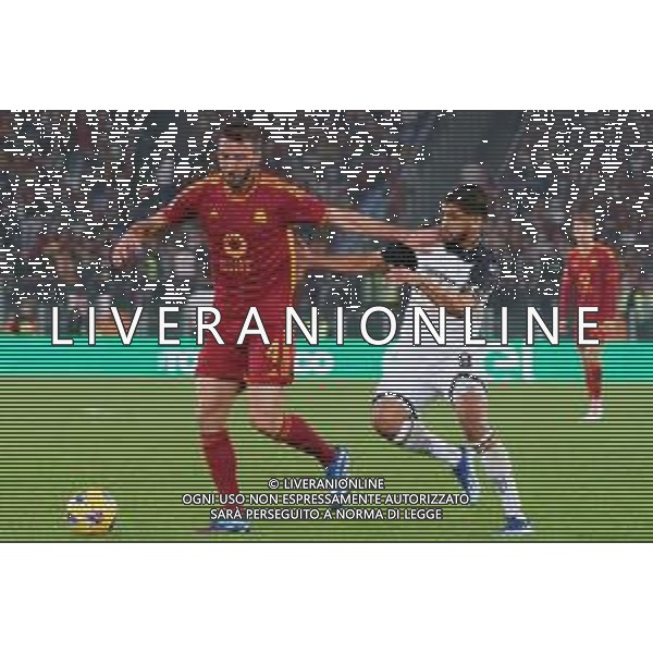 Bryan Cristante of AS Roma and Hamza Rafia of US Lecce