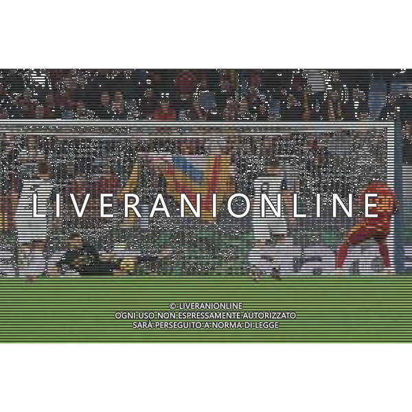Wladimiro Falcone of US Lecce saves AS Roma\'s Romelu Lukaku penalty during the Italian soccer Serie A match AS Roma vs US Lecce on November 5, 2023 at Olympic Stadium in Rome, Italy. Photo by Emmanuele Mastrodonato/ag. Aldo Liverani sas