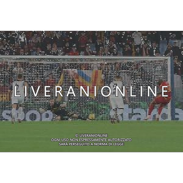 Romelu Lukaku of AS Roma penalty during the Italian soccer Serie A match AS Roma vs US Lecce on November 5, 2023 at Olympic Stadium in Rome, Italy. Photo by Emmanuele Mastrodonato/ag. Aldo Liverani sas