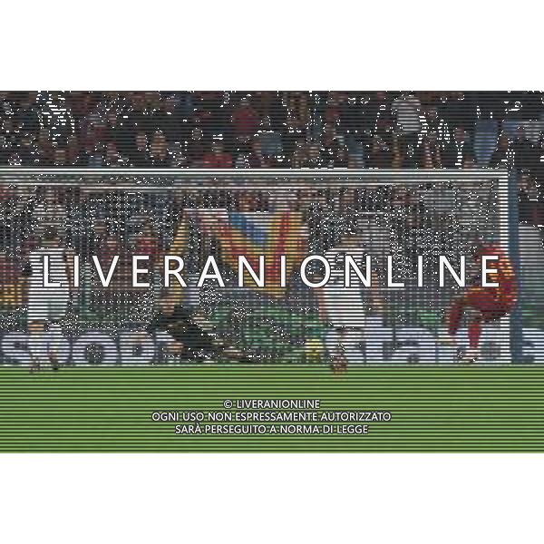 Romelu Lukaku of AS Roma penalty during the Italian soccer Serie A match AS Roma vs US Lecce on November 5, 2023 at Olympic Stadium in Rome, Italy. Photo by Emmanuele Mastrodonato/ag. Aldo Liverani sas