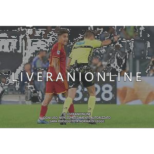 Paulo Dybala of AS Roma and the referee Andrea Colombo of Como during the Italian soccer Serie A match AS Roma vs US Lecce on November 5, 2023 at Olympic Stadium in Rome, Italy. Photo by Emmanuele Mastrodonato/ag. Aldo Liverani sas