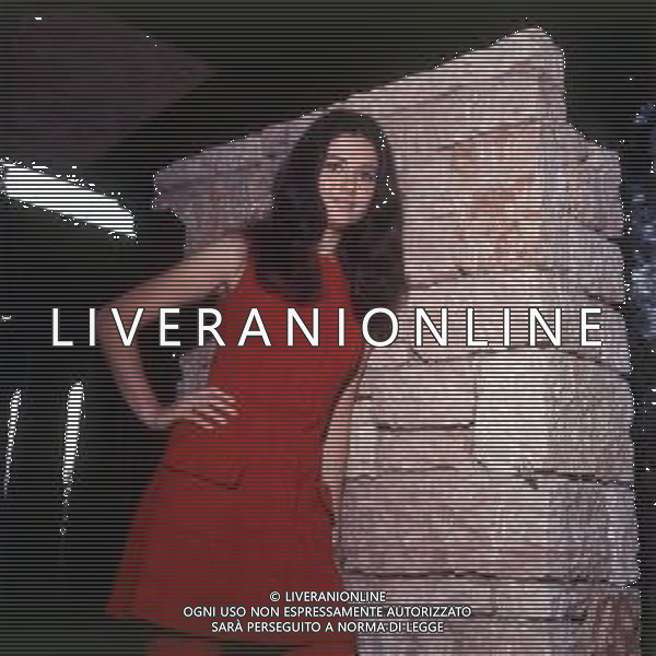 COL-RETROSPETTIVA GIGLIOLA CINQUETTI CANTANTE NELLA FOTO GIGLIOLA CINQUETTI A CERRO VERONESE AG ALDO LIVERANI SAS