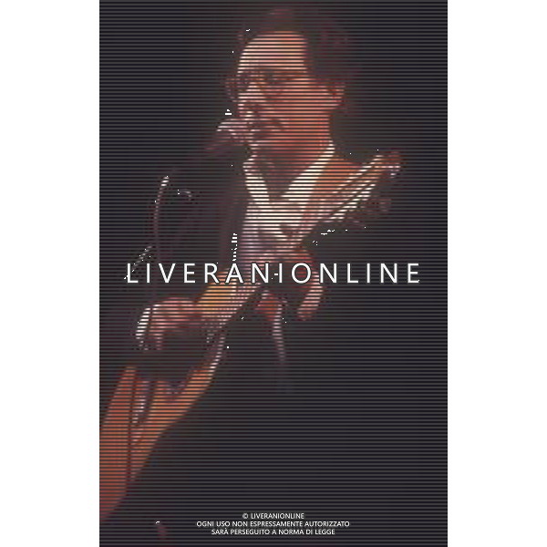 DIAP-RETROSPETTIVA ENZO JANNACCI CANTANTE NELLA FOTO ENZO JANNACCI NELL\'ANNO 1981 AG ALDO LIVERANI SAS