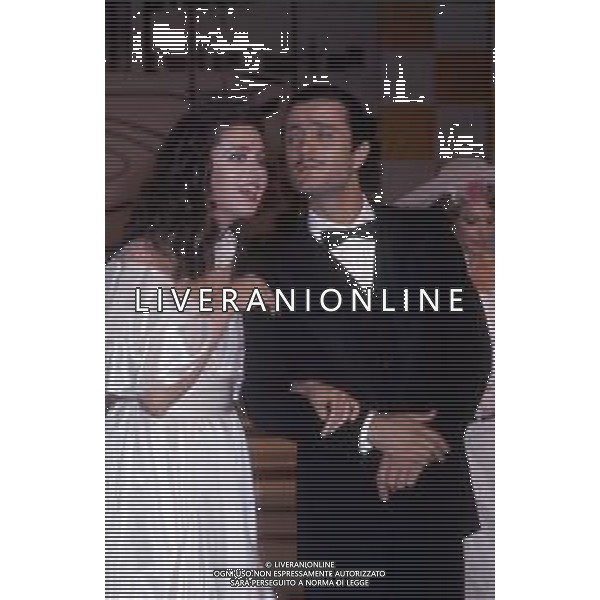 RETROSPETTIVA GIGLIOLA CINQUETTI CANTANTE NELLA FOTO GIGLIOLA CINQUETTI CON GIANNI NAZZARO AG ALDO LIVERANI SAS