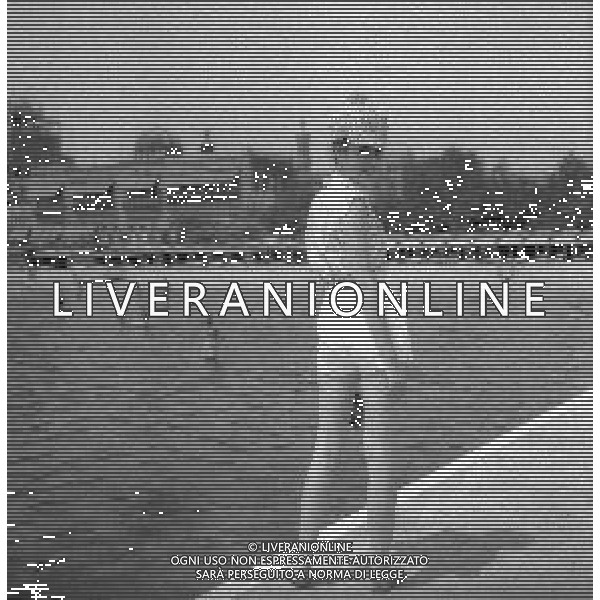 NEG-RETROSPETTIVA GIGLIOLA CINQUETTI CANTANTE NELLA FOTO GIGLIOLA CINQUETTI A A VENEZIA IL GIORNO 01-07-1964 AG ALDO LIVERANI SAS 