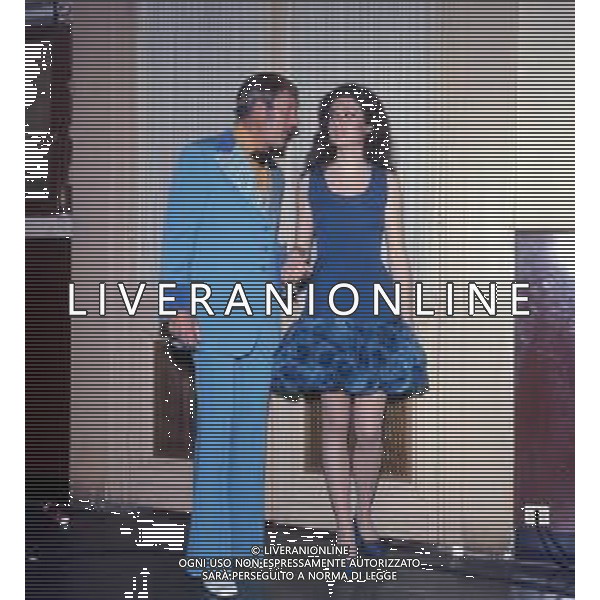 COL-RETROSPETTIVA GIGLIOLA CINQUETTI CANTANTE NELLA FOTO GIGLIOLA CINQUETTI A VENEZIA NELL\'ANNO 1970 PER LA PREMIAZIONE DELLA GONDOLA D\'ORO AG ALDO LIVERANI SAS 