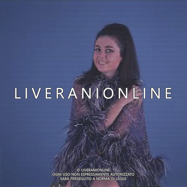 COL-RETROSPETTIVA GIGLIOLA CINQUETTI CANTANTE NELLA FOTO GIGLIOLA CINQUETTI A MILANO IN SALA DI POSA NELL\'ANNO 1966  AG ALDO LIVERANI SAS
