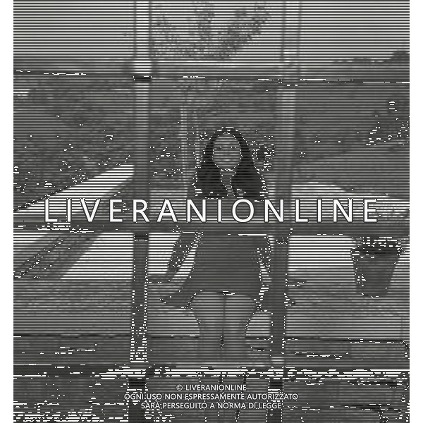 NEG-RETROSPETTIVA GIGLIOLA CINQUETTI CANTANTE NELLA FOTO GIGLIOLA CINQUETTI A CERRO VERONESE NELL\'ANNO 1969 AG ALDO LIVERANI SAS   