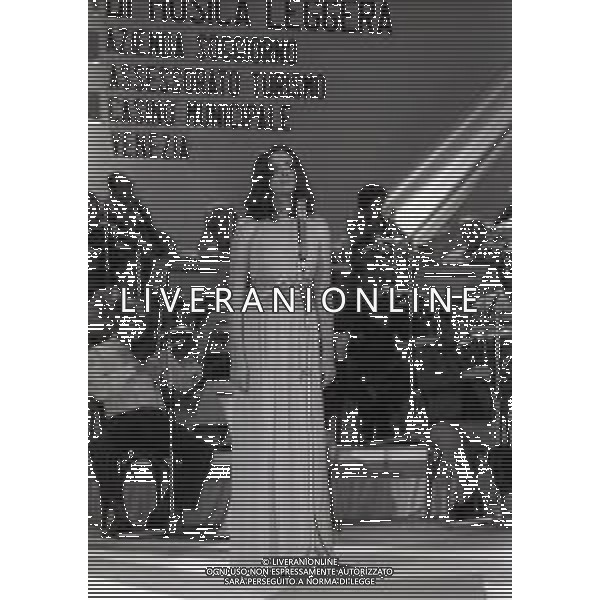NEG-RETROSPETTIVA GIGLIOLA CINQUETTI CANTANTE NELLA FOTO GIGLIOLA CINQUETTI A VENEZIA NELL\'ANNO 1974  AG ALDO LIVERANI SAS 