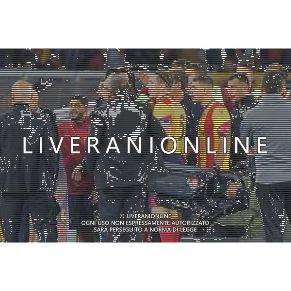 US Lecce players watch the var during the Italian soccer Serie A match US Lecce vs AC Milan on November 10, 2023 at Via del Mare Stadium in Lecce, Italy. Photo by Emmanuele Mastrodonato/ag. Aldo Liverani sas/AGENZIA ALDO LIVERANI SAS