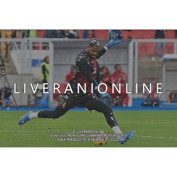Mike Maignan of AC Milan during the Italian soccer Serie A match US Lecce vs AC Milan on November 10, 2023 at Via del Mare Stadium in Lecce, Italy. Photo by Emmanuele Mastrodonato/ag. Aldo Liverani sas/AGENZIA ALDO LIVERANI SAS