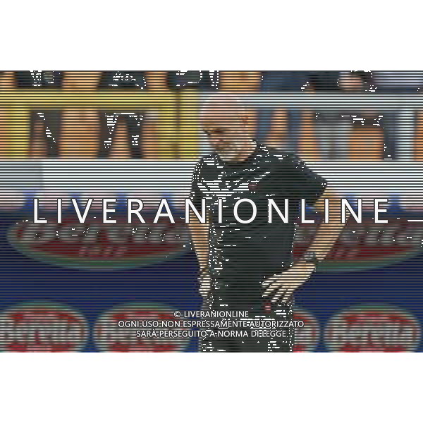coach Stefano Pioli of AC Milan and Malick Thiaw of AC Milan during the Italian soccer Serie A match US Lecce vs AC Milan on November 10, 2023 at Via del Mare Stadium in Lecce, Italy. Photo by Emmanuele Mastrodonato/ag. Aldo Liverani sas/AGENZIA ALDO LIVERANI SAS