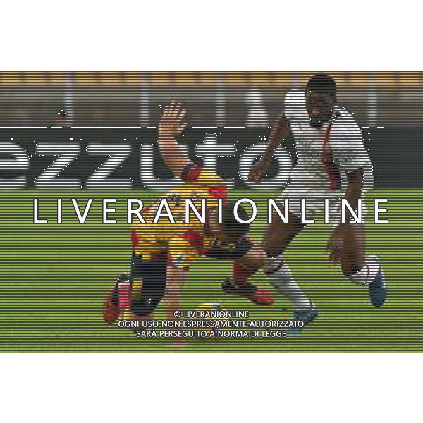 Nikola Krstovic of US Lecce and Fikayo Tomori of AC Milan during the Italian soccer Serie A match US Lecce vs AC Milan on November 10, 2023 at Via del Mare Stadium in Lecce, Italy. Photo by Emmanuele Mastrodonato/ag. Aldo Liverani sas/AGENZIA ALDO LIVERANI SAS