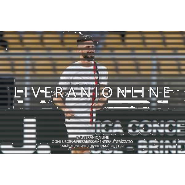Olivier Giroud of AC Milan celebrates after scoring a goal during the Italian soccer Serie A match US Lecce vs AC Milan on November 10, 2023 at Via del Mare Stadium in Lecce, Italy. Photo by Emmanuele Mastrodonato/ag. Aldo Liverani sas/AGENZIA ALDO LIVERANI SAS