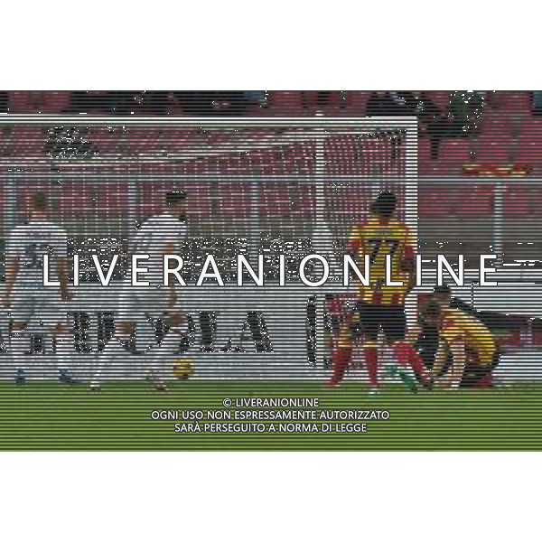the ball enters the net for the goal of Tijjani Reijnders of AC Milan during the Italian soccer Serie A match US Lecce vs AC Milan on November 10, 2023 at Via del Mare Stadium in Lecce, Italy. Photo by Emmanuele Mastrodonato/ag. Aldo Liverani sas/AGENZIA ALDO LIVERANI SAS