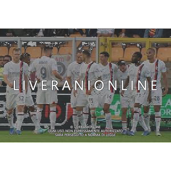 Tijjani Reijnders of AC Milan celebrates after scoring a goal with teammates during the Italian soccer Serie A match US Lecce vs AC Milan on November 10, 2023 at Via del Mare Stadium in Lecce, Italy. Photo by Emmanuele Mastrodonato/ag. Aldo Liverani sas/AGENZIA ALDO LIVERANI SAS