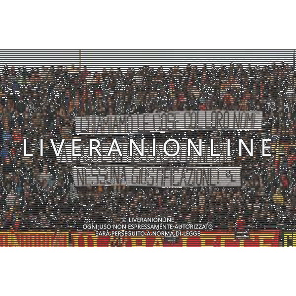 Supporters of US Lecce during the Italian soccer Serie A match US Lecce vs AC Milan on November 10, 2023 at Via del Mare Stadium in Lecce, Italy. Photo by Emmanuele Mastrodonato/ag. Aldo Liverani sas/AGENZIA ALDO LIVERANI SAS