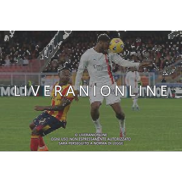 Yunus Musah of AC Milan and Lameck Banda of US Lecce during the Italian soccer Serie A match US Lecce vs AC Milan on November 10, 2023 at Via del Mare Stadium in Lecce, Italy. Photo by Emmanuele Mastrodonato/ag. Aldo Liverani sas/AGENZIA ALDO LIVERANI SAS