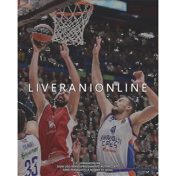 TVRG EA7 Emporio Armani Milano vs Anadolu Efes Istanbul nella foto Nikola Mirotic (Olimpia Milano) e Ante Zizic (Anadolu Efes Istanbul) Assago (MI) 16-11-2023 Mediolanum Forum Turkish Airlines Euroleague 9a giornata regular season foto Roberto Garavaglia/ag. Aldo Liverani sas