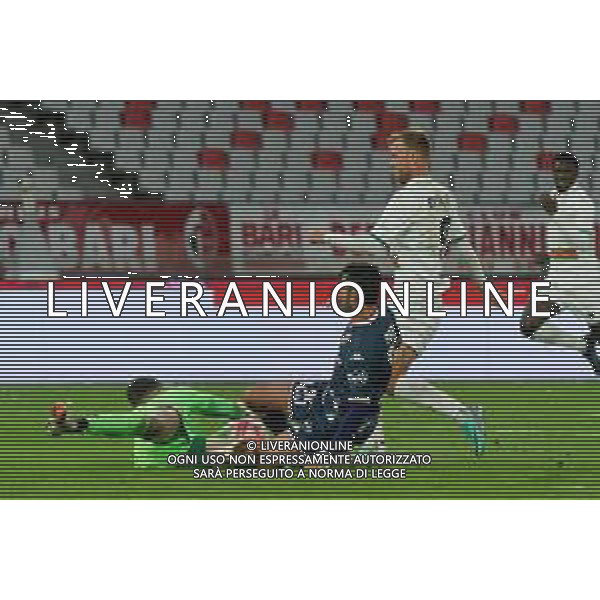 Oliveira Fraga Costa Brenno, Raffaele Pucino of SSC Bari and Christian Gytkjaer of Venezia FC during the Italian Serie B match SSC Bari vs Venezia FC on November 25, 2023 at the San Nicola stadium in Bari, Italy. Photo by Emmanuele Mastrodonato/ag. Aldo Liverani sas/AGENZIA ALDO LIVERANI SAS
