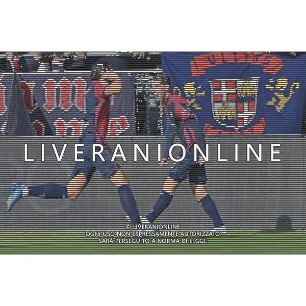 26-11-2023. Cagliari calcio- AC Monza . 13° giornata campionato calcio italiano Serie A 2023/2024, Stadio Unipol Domus Cagliari. Foto Salvatore Moi/Agenzia Aldo Liverani s.as. Nella foto: Gol ed esultanza del Cagliari in casa contro Monza, nello stadio Unipol Domus di Cagliari. Segna: Alberto Dossena Cagliari ©SALVATORE MOI/AGENZIA ALDO LIVERANI SAS