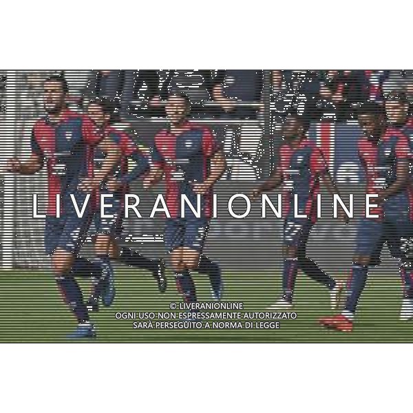 26-11-2023. Cagliari calcio- AC Monza . 13° giornata campionato calcio italiano Serie A 2023/2024, Stadio Unipol Domus Cagliari. Foto Salvatore Moi/Agenzia Aldo Liverani s.as. Nella foto: Gol ed esultanza del Cagliari in casa contro Monza, nello stadio Unipol Domus di Cagliari. Segna: Alberto Dossena Cagliari ©SALVATORE MOI/AGENZIA ALDO LIVERANI SAS