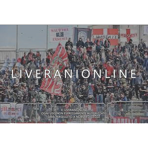 26-11-2023. Cagliari calcio- AC Monza . 13° giornata campionato calcio italiano Serie A 2023/2024, Stadio Unipol Domus Cagliari. Foto Salvatore Moi/Agenzia Aldo Liverani s.a.s. Nella foto: Tifosi Monza in trasferta, nel settore ospiti dello stadio Unipol Domus di Cagiari ©SALVATORE MOI/AGENZIA ALDO LIVERANI SAS