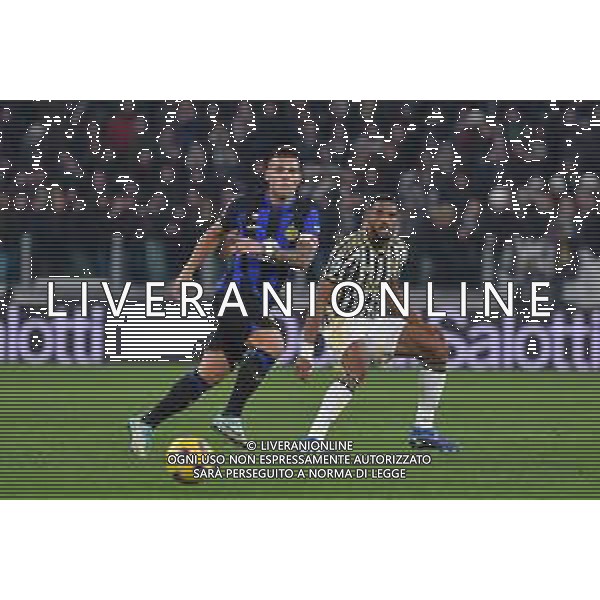 Torino 26.11.2023 Allianz Stadium @Manuela Viganti/Ag. Aldo Liverani sas Juventus vs Inter Campionato Calcio Serie A TIM 2023/2024 13a giornata Nella foto: lautaro martinez e gleison bremer ©Viganti/AGENZIA ALDO LIVERANI SAS