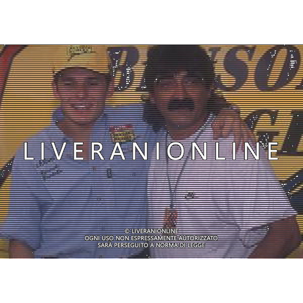 RETROSPETTIVA GIANCARLO FISICHELLA PILOTA F1 NELLA FOTO GIANCARLO FISICHELLA NELL\'ANNO 1997 CON ROBERTO DA CREMA AG CONTROLUCE.-AG ALDO LIVERANI SAS