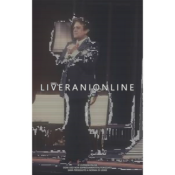 DIAP-RETROSPETTIVA ALBERTO LIONELLO ATTORE NELLA FOTO ALBERTO LIONELLO CON ERIKA BLANC IN TEATRO NELL\'ANNO 1981 A MILANO AG ALDO LIVERANI SAS