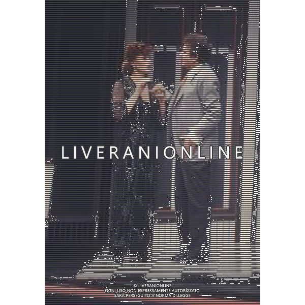 DIAP-RETROSPETTIVA ALBERTO LIONELLO ATTORE NELLA FOTO ALBERTO LIONELLO CON ERIKA BLANC IN TEATRO NELL\'ANNO 1981 A MILANO AG ALDO LIVERANI SAS