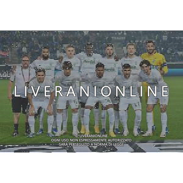 TVRG Atalanta vs Sporting Lisbona nella foto formazione Sporting Lisbona, in piedi da SX un magazziniere, Jeremiah Israel St. Juste, Viktor Elnar Gyokeres, Ousmane Diomande, Goncalo Bernardo Inacio, Morten Hjulmand e Antonio Adan Garrido; in basso da SX Pedro Antonio Goncalves, Hidemasa Morita, Matheus Reis de Lima, Ricardo de Sousa Esgaio e Francisco Antonio Trincao Bergamo 30-11-2023 Gewiss Stadium - Stadio Atleti Azzurri d\'Italia UEFA Europa League - fase a gironi Gruppo D - 5a giornata foto Roberto Garavaglia/ag. Aldo Liverani sas