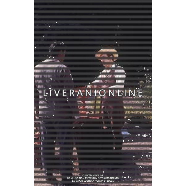 DIAP-RETROSPETTIVA ALBERTO LIONELLO ATTORE NELLA FOTO ALBERTO LIONELLO NELL\'ANNO 1972 A TORRE DEL LAGO SUL SET DEL FILM “PUCCINI“ AG ALDO LIVERANI SAS 