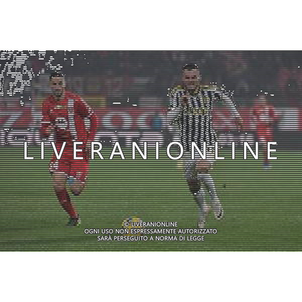 Monza vs Juventus nella foto Patrick Ciurria (Monza) e Filip Kostic (Juventus) Monza 01-12-2023 U-Power Stadium Campionato Serie A TIM - 14a giornata foto Roberto Garavaglia/ag. Aldo Liverani sas/AGENZIA ALDO LIVERANI SAS