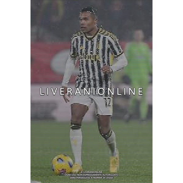 Monza vs Juventus nella foto Alex Sandro (Juventus) Monza 01-12-2023 U-Power Stadium Campionato Serie A TIM - 14a giornata foto Roberto Garavaglia/ag. Aldo Liverani sas/AGENZIA ALDO LIVERANI SAS