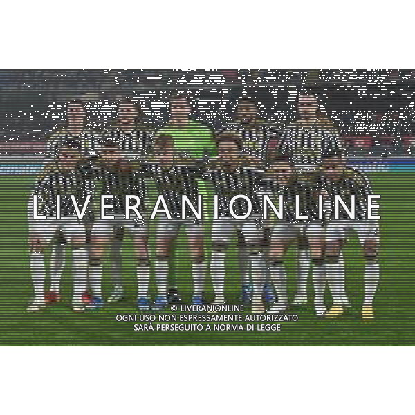 Monza vs Juventus nella foto formazione Juventus, in piedi da SX Dusan Vlahovic, Adrien Rabiot, Wojciech Szczesny, Gleison Bremer e Federico Gatti; in basso da SX Filip Kostic, Andrea Cambiaso, Hans Nicolussi Caviglia, Weston McKennie, Federico Chiesa e Alex Sandro Monza 01-12-2023 U-Power Stadium Campionato Serie A TIM - 14a giornata foto Roberto Garavaglia/ag. Aldo Liverani sas/AGENZIA ALDO LIVERANI SAS