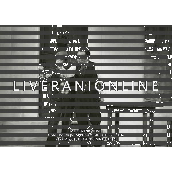 NEG-RETROSPETTIVA NINO TARANTO ATTORE NELLA FOTO NINO TARANTO NELL\'ANNO 1978-1979 A MILANO AG ALDO LIVERANI SAS 