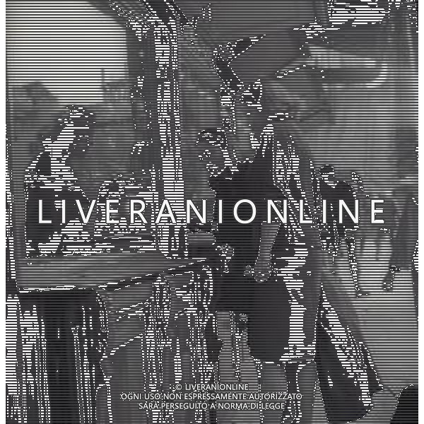 NEG-RETROSPETTIVA LEA PADOVANI ATTRICE NELLA FOTO LEA PADOVANI A FIRENZE NELL\'ANNO 1965 AG ALDO LIVERANI SAS  