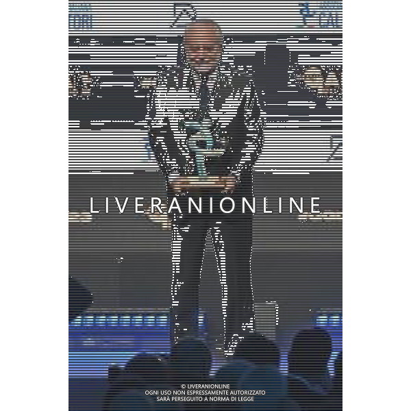 TVRG Gala Calcio 2023 nella foto il Napoli premiato come miglior società ritira il premio il presidente Aurelio De Laurentiis Milano 04-12-2023 Gran Gala del Calcio 2023, l\'appuntamento organizzato dall\'AIC Associazione Italiana Calciatori per premiare i protagonisti della stagione 2022-2023 foto Roberto Garavaglia/ag. Aldo Liverani sas