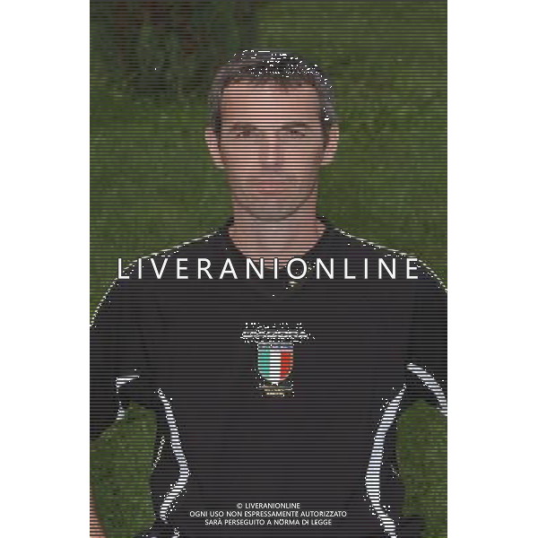 Primi Piani Arbitri Calcio 2003/04 nella foto l\'arbitro Farina Stefano* foto Marco Luzzani/Agenzia Aldo Liverani
