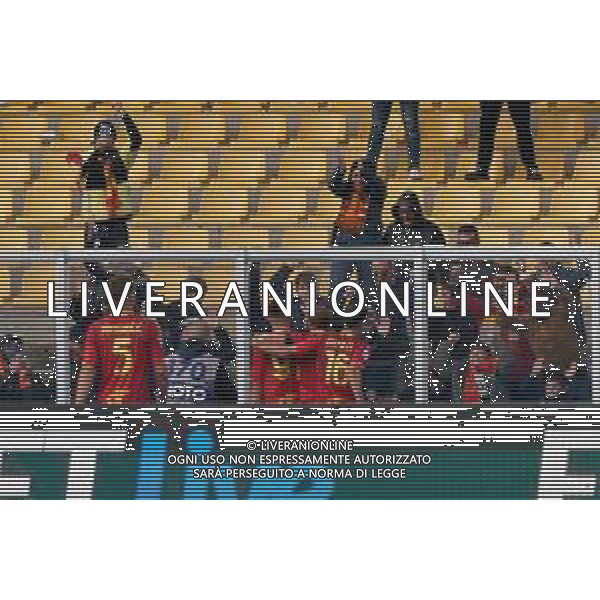 Roberto Piccoli of US Lecce celebrates after scoring a goal with teammates during the Italian soccer Serie A match US Lecce vs Bologna FC on December 3, 2023 at Via del Mare Stadium in Lecce, Italy. Photo by Emmanuele Mastrodonato/ag. Aldo Liverani sas