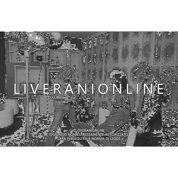 Neg- RETROSPETTIVA GRUPPO MUSICALE "I CAMALEONTI" NEL 1972 NELLA FOTO PAOLO DE CEGLIE, GERARDO \'GERRY\' MANZOLI, ANTONIO CRIPEZZI E LIVIO MACCHIA AG. ALDO LIVERANI SAS