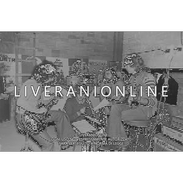 Neg- RETROSPETTIVA GRUPPO MUSICALE "I CAMALEONTI" NEL 1972 NELLA FOTO PAOLO DE CEGLIE, GERARDO \'GERRY\' MANZOLI, ANTONIO CRIPEZZI E LIVIO MACCHIA AG. ALDO LIVERANI SAS