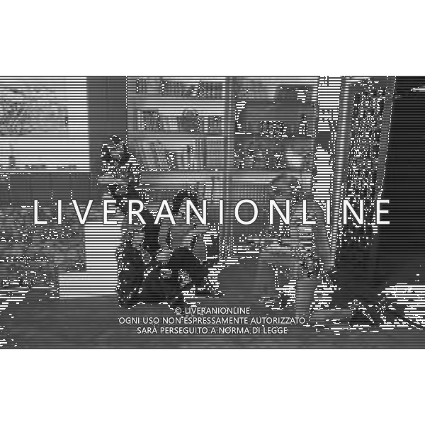 Neg- RETROSPETTIVA GRUPPO MUSICALE "I CAMALEONTI" NEL 1972 NELLA FOTO PAOLO DE CEGLIE, GERARDO \'GERRY\' MANZOLI, ANTONIO CRIPEZZI E LIVIO MACCHIA AG. ALDO LIVERANI SAS