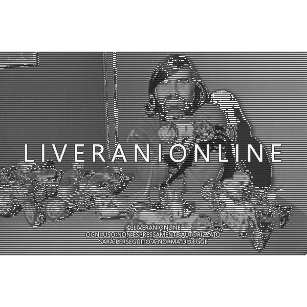 Neg- RETROSPETTIVA GRUPPO MUSICALE "I CAMALEONTI" NEL 1972 NELLA FOTO PAOLO DE CEGLIE (Batteria) NEL SUO MESTIERE DI "COLLEZIONISTA DI MODELLINI DI MOTO - MODELLISMO" AG. ALDO LIVERANI SAS