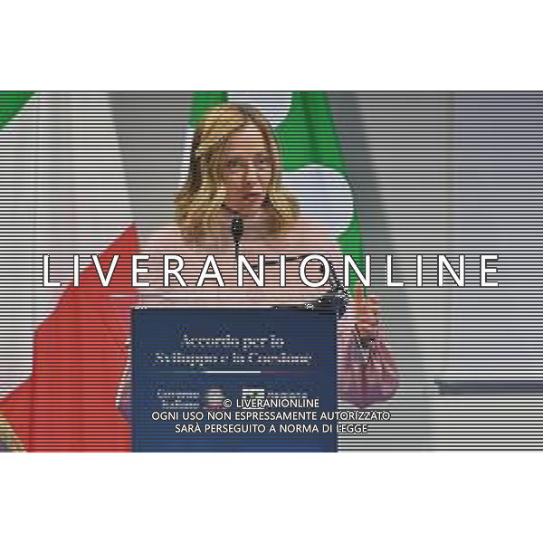 TVRG Accordo Governo Regione nella foto Giorgia Meloni presidente del Consiglio dei Ministri Rho (MI) 07-12-2023 Cerimonia di sottoscrizione dell\'accordo per lo Sviluppo e la Coesione tra il Governo Italiano e la Regione Lombardia da parte del Presidente del Consiglio dei Ministri Giorgia Meloni e del Presidente della Regione Lombardia Attilio Fontana foto Roberto Garavaglia/ag. Aldo Liverani sas